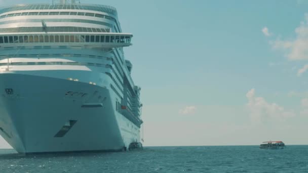Aproximación Crucero Mar Mar Abierto — Vídeos de Stock