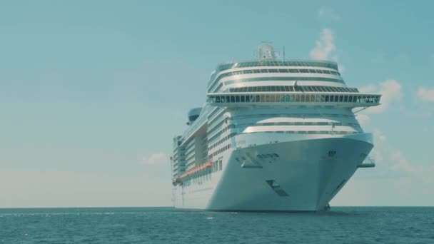 Aproximación Crucero Mar Mar Abierto — Vídeo de stock