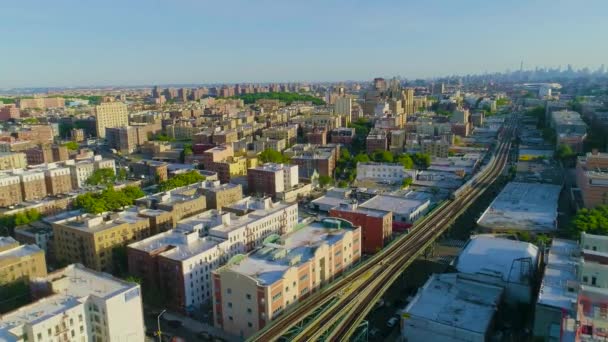 2018年夏のニューヨーク州ブロンクスの空の眺め — ストック動画