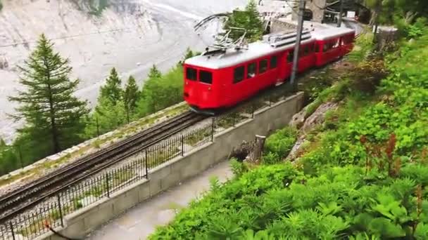 Alpine Tram Mer Glace — стокове відео