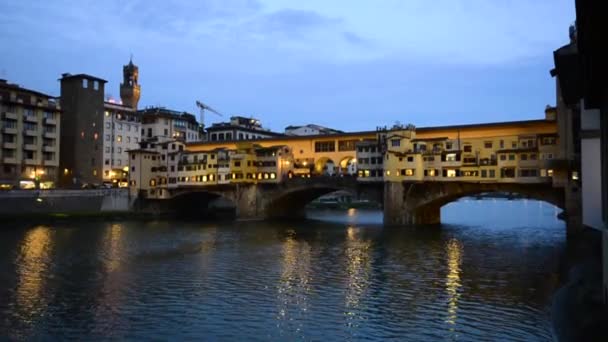 Słynny Most Ponte Vecchio Florencji Firenze Toskania Toskania Włochy Zmierzchu — Wideo stockowe