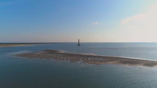 Αεροπλάνα Drone Του Φάρου Morris Island Στο Folly Beach Charleston — Αρχείο Βίντεο