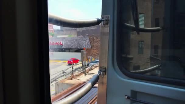 Chicago Cta Blue Line Dirige Túnel Desde Vía Elevada — Vídeo de stock