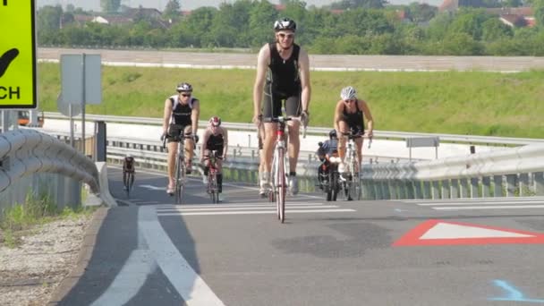 Corrida Ironman Áustria Esta Parte Ciclismo Competição Todos Anos Ironman — Vídeo de Stock