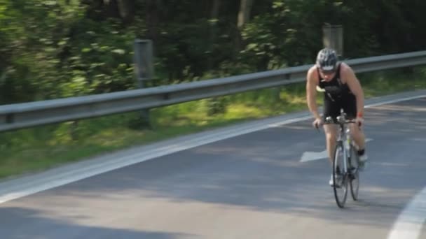 Závod Ironman Rakousku Toto Cyklistická Část Soutěže Každý Rok Ironman — Stock video