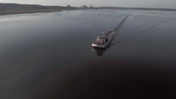 Filmati Della Barca Sul Lago Drone — Video Stock