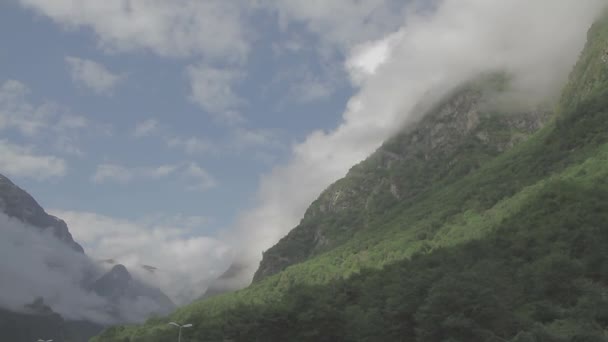 Bel Fiordo Norvegia Fjord Face Sky Tracking Shot Log — Video Stock