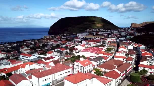 Tiro Aéreo Cidade Velas Ilha São Jorge Açores Portugal — Vídeo de Stock