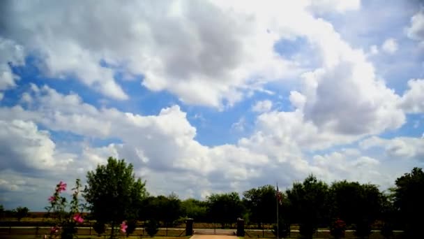 Bulutlar Hızlandırılmış Hızlandırılmış Videoda Oluşur Bulutlar Dengesiz Atmosferdeki Her Yöne — Stok video
