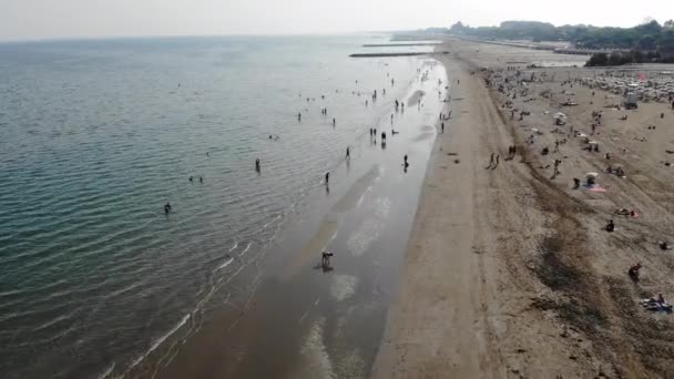 Filmaufnahmen Vom Strand Des Strandbades Von Venedig — Stockvideo