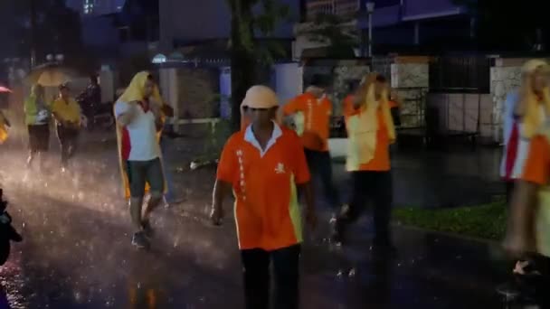 말레이시아 페낭에 부킷머 논에서 날아다니는 아시아 — 비디오