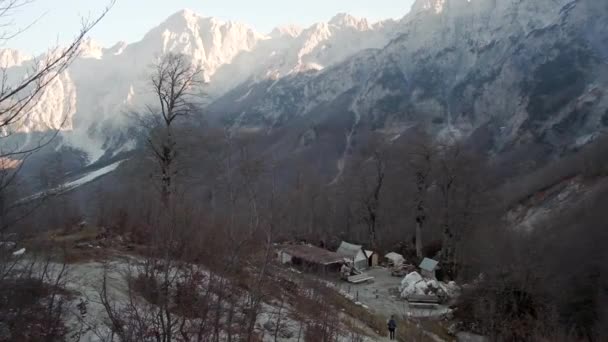 Berghütte Den Alpen Albaniens Wandern Den Alpen Europas Mit Spektakulärem — Stockvideo