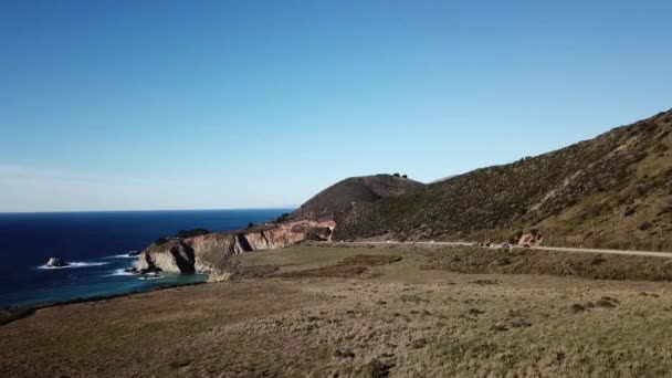 Drone Atirar Uma Montanha Oceano — Vídeo de Stock