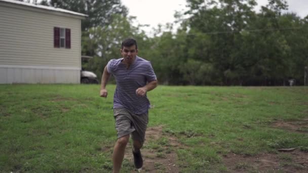 Loco Chico Corriendo Nada Cámara Lenta Metanfetamina Cabeza — Vídeos de Stock