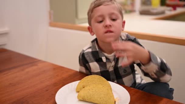 Fingerfood Tacos Mit Ted Jahre — Stockvideo