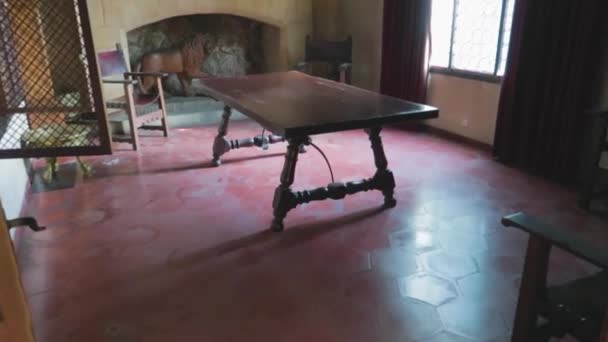 Starý Pokoj Starožitným Nábytkem Výhledem Sklárnu Gordiola Muzeum Mallorca — Stock video