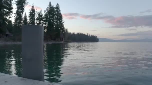 Dlouhém Dřevěném Molu Jezeře Tahoe Kalifornii Pohled Jezero Při Západu — Stock video