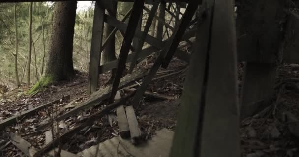 Ruinas Abandonadas Una Vieja Pista Bobsleigh Madera Letonia — Vídeo de stock