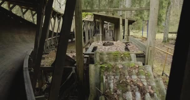 Een Oude Houten Bobslee Luge Track Letland — Stockvideo