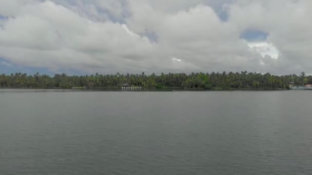 Hiperlapso Aéreo Indiano Anos Remar Caiaque Nos Fundos Varkala Cercado — Vídeo de Stock