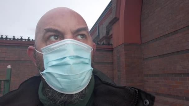 Male Security Guard Wearing Protective Corona Virus Medical Ppe Mask — Stock Video