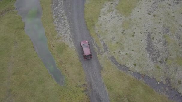 Luftbild Eines Geländewagens Auf Unbefestigten Straßen Island — Stockvideo