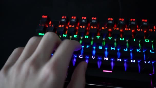 Using Gaming Keyboard Playing Games Computer Addicted Gamer Player Teen — Stock Video