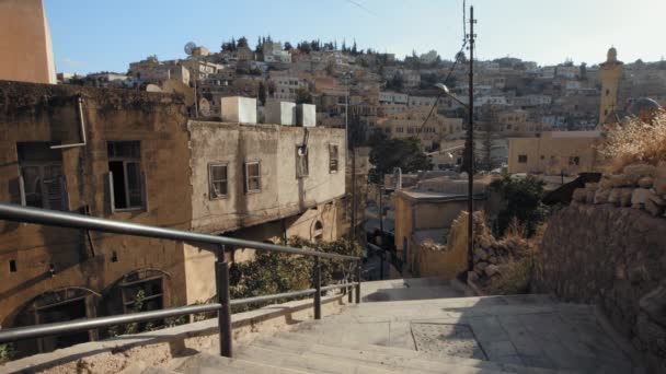 Largo Tiro Dolly Izquierda Las Escaleras Vieja Ciudad Salt Antiguas — Vídeos de Stock