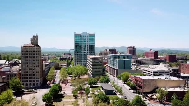 Pullout Aéreo Lento Asheville Skyline Asheville — Vídeo de Stock