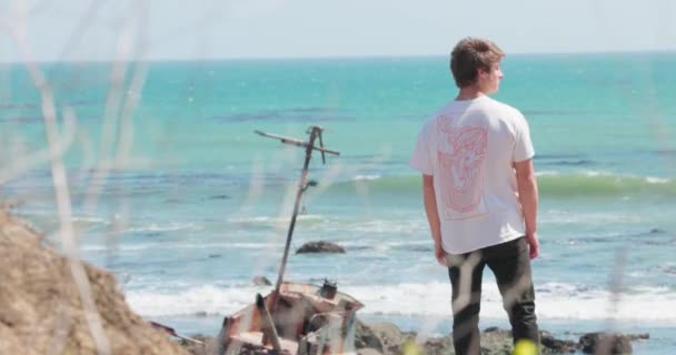 Teenager Explores Abandoned Ship Wreck California Coast — Stock Video