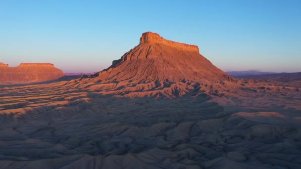 Zdjęcie Lotu Ptaka Factory Butte Utah — Wideo stockowe