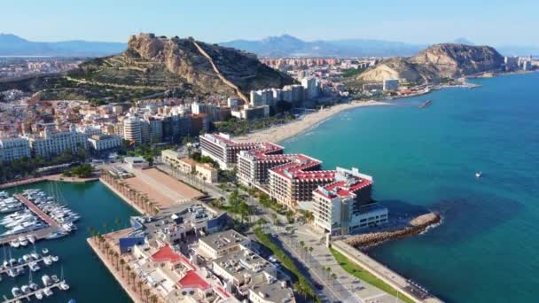 Spanya Alicante Limanında Santa Creu Yakınlarında Bir Otel Binası Liman — Stok video