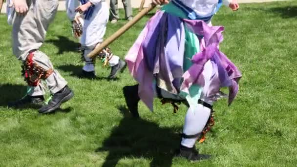 Slow Motion Schot Quarry Morris Dancers Het Monroe County Gerechtsgebouw — Stockvideo