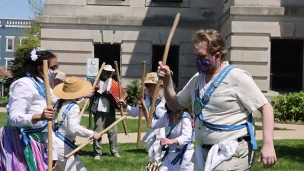 Zpomalený Výstřel Quarry Morris Dancers Monroe County Courthouse Dancing May — Stock video