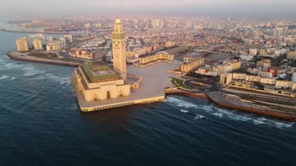 Luftaufnahme Rund Die Hassan Moschee Casablanca Marokko Umlaufbahn Drohnenschuss — Stockvideo