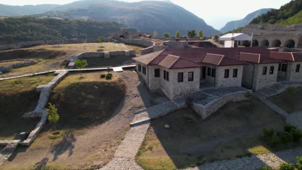 Hermosa Arquitectura Edificios Medievales Con Muros Piedra Callejones Dentro Del — Vídeos de Stock