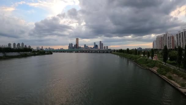 Wolken Hemel Boven Han River Seoul Zuid Korea Met Spoorbrug — Stockvideo