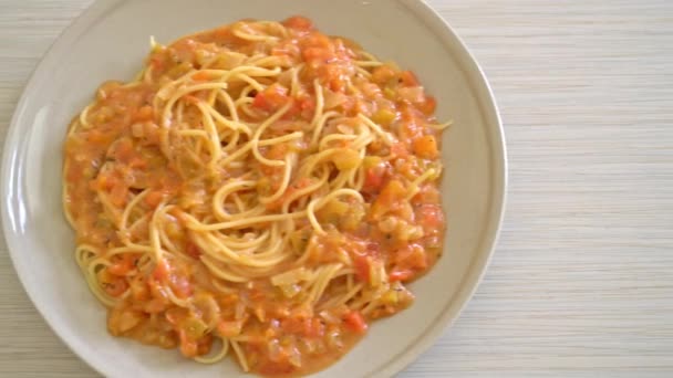 Spaghetti Pasta Creamy Tomato Sauce Pink Sauce — Stock Video