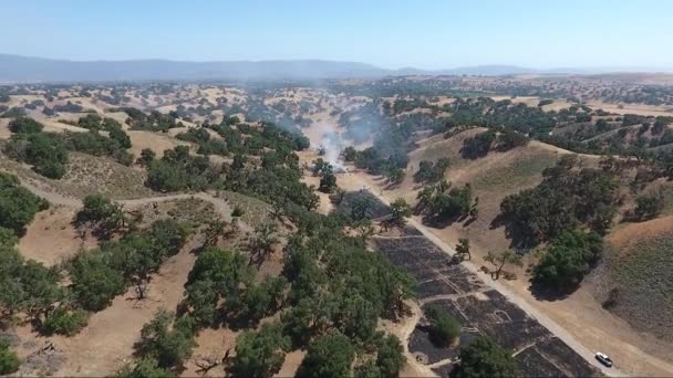 Cañón Quemado Una Quemadura Control Ayuda Preparar Los Bomberos Para — Vídeos de Stock