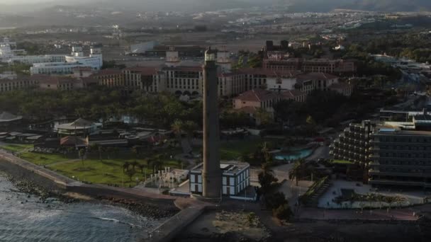 Vista Aérea Farol Distrito Meloneras Ilha Gran Canaria Maspalomas Espanha — Vídeo de Stock