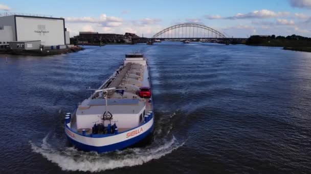 Framåtböjning Sibilla Tankfartyg Navigerande Floden Noord Flygstatisk Avspärrad — Stockvideo