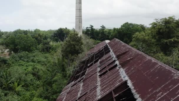 Rekaman Drone Udara Atas Reruntuhan Pabrik Tua Yang Ditinggalkan Los — Stok Video