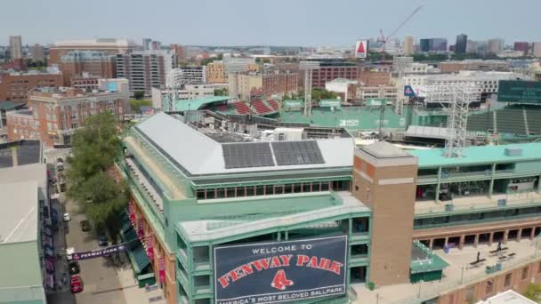 Cinematic Establishing Shot Boston Red Sox Fenway Park Baseball Stadium — Vídeo de stock