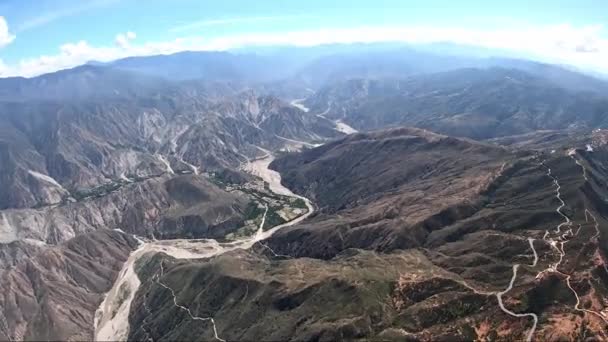 Udsigt Fra Paraglider Chicamocha Canyon Colombia Solrig Dag Kan Floden – Stock-video