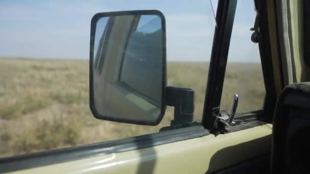 Blick Auf Die Landschaft Aus Dem 4X4 Safari Autofenster Auf — Stockvideo
