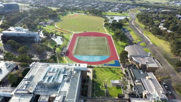 Aerial Por Encima Pista Atlética Campos Deportivos — Vídeos de Stock