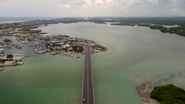 Vista Aérea Del Puente Yucalpeten Yucatán — Vídeos de Stock