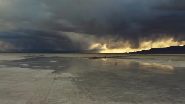 Aerial View Surreal Scenery Bonneville Salt Flats Utah Usa Dark — Stock video