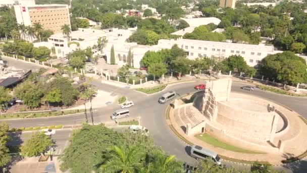 Voto Aéreo Monumento Paseo Del Montejo Merida México — Vídeo de Stock