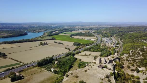 Vista Aérea Del Castillo Mornas Frente Valle Del Rhne — Vídeos de Stock